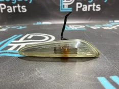 Повторитель поворота правый BMW 3 E46 M54B22 226S1