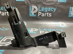 Кронштейн фары передний правый BMW 3 E46 M54B22