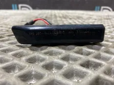 Повторитель поворота левый BMW X5 E53 N62B44 2004