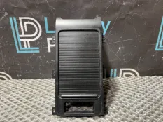 Подстаканник BMW X5 E53 N62B44 2004