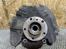 Кулак поворотный передний правый BMW X5 E53 M54B30