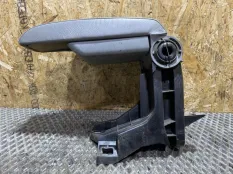 Подлокотник BMW 3 E46 M57D30 306D1 2001