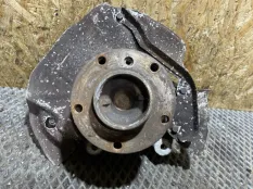 Кулак поворотный передний левый BMW 5 E39 M54B30