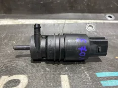 Насос омывателя стекла BMW X5 E70 N55B30A 2012