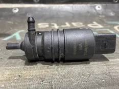 Насос омывателя стекла BMW 5 E39 M52B25TU 256S4