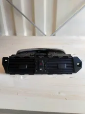 Дефлектор обдува в торпедо BMW 5 E60 N52B25 2005