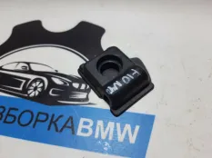 Накладка крепежной проушины BMW 5 F10 N47D20C 2012
