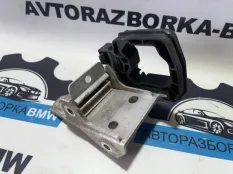 Кронштейн радиатора левый BMW 5 F10 N47D20C 2012