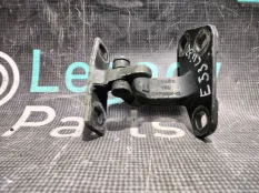 Петля крышки багажника BMW X5 E53 M57D30 306D2