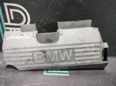 Декоративная крышка двигателя правая BMW X5 E53