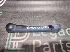 Накладка дворника BMW 5 E39 M52B25TU 256S4 2000
