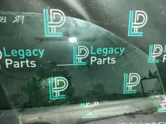 Стекло двери переднее правое BMW X5 E53 M57D30