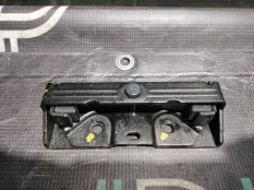 Ответная часть замка багажника BMW X5 E53 N62B44