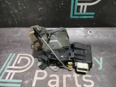 Замок двери задний правый BMW 5 E39 M52B28TU 286S2