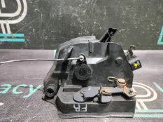 Замок двери передний правый BMW X5 E53 M57D30