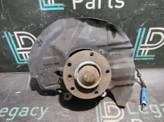 Кулак поворотный передний правый BMW 3 E46 M57D30