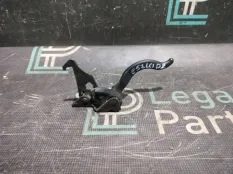 Крюк капота BMW X5 E53 N62B44 2004