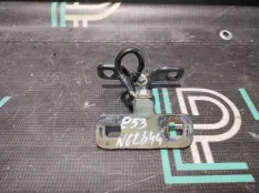 Петля крышки багажника BMW X5 E53 N62B44 2004