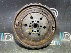 Маховик двухмассовый BMW 1 E87 N43B16 2008