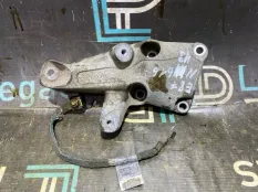 Кронштейн двигателя левый BMW 1 E87 N43B16 2008