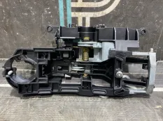 Кронштейн ручки двери левый BMW 5 F10 N20B20B 2012