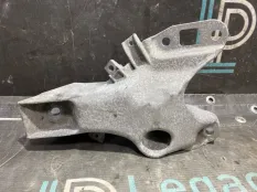 Кронштейн двигателя левый BMW X5 E70 N55B30A 2010