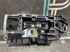 Кронштейн ручки двери левый BMW 5 F10 N20B20B 2012