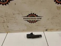 Ручка открывания капота Chevrolet Cruze