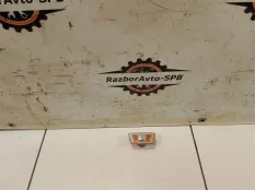 Повторитель на крыло левый Chevrolet Cruze