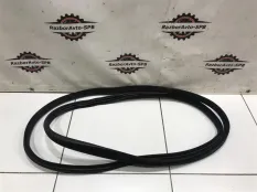 Уплотнитель Volvo XC90 1