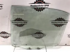 Стекло двери задней левой Mitsubishi Galant 8