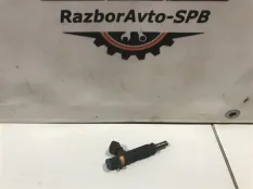 Форсунка инжекторная электрическая Opel Zafira B