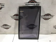 Стекло двери задней правой (форточка) Mitsubishi 
