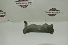 Кронштейн двигателя правый Peugeot 308 2007>