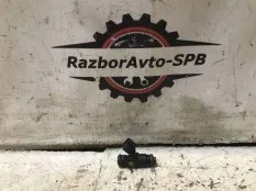 Форсунка инжекторная электрическая VW Polo Sedan