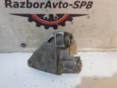 Кронштейн генератора Chevrolet Lacetti
