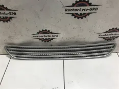 Решетка в капот BMW 7-серия E65/E66