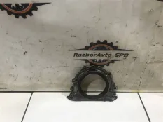 Крышка коленвала задняя Nissan Almera N16 2000-20