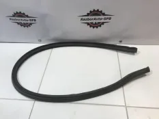 Уплотнитель капота Chevrolet Cruze