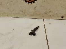 Форсунка инжекторная электрическая Opel Astra H 2