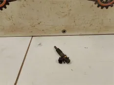 Форсунка инжекторная электрическая Opel Astra H 2