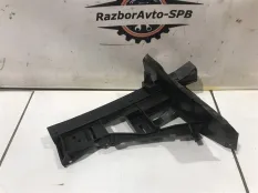 Фиксатор замка двери Ford Focus 3