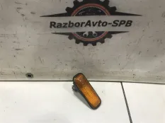 Повторитель на крыло правый Honda Inspire