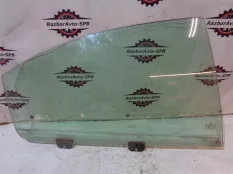 Стекло двери задней правой Dodge Intrepid 2