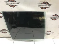 Стекло двери задней правой Volvo XC90 1