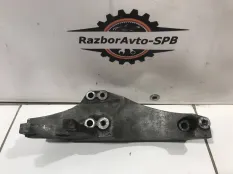 Кронштейн генератора Opel Antara