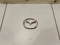 Эмблема Mazda 2 (DY)