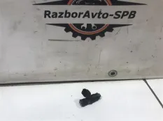 Форсунка инжекторная электрическая VW Polo Sedan