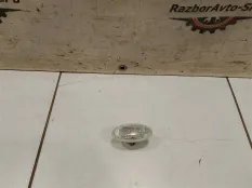 Повторитель на крыло белый Mazda 2 (DE)