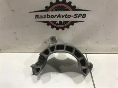 Кронштейн генератора Porsche Cayenne 1